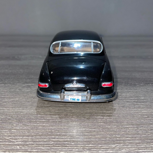 MOTOR MAX 1949 Mercury Coupe Hot Rod Flames Diecast Model Car 1/24 Scale - Picture 7 of 12